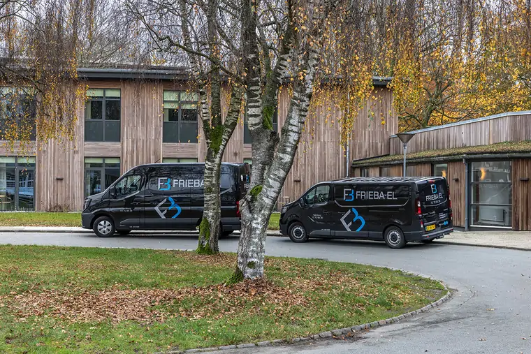 Frieba-el biler ved Arnbjerg i Varde